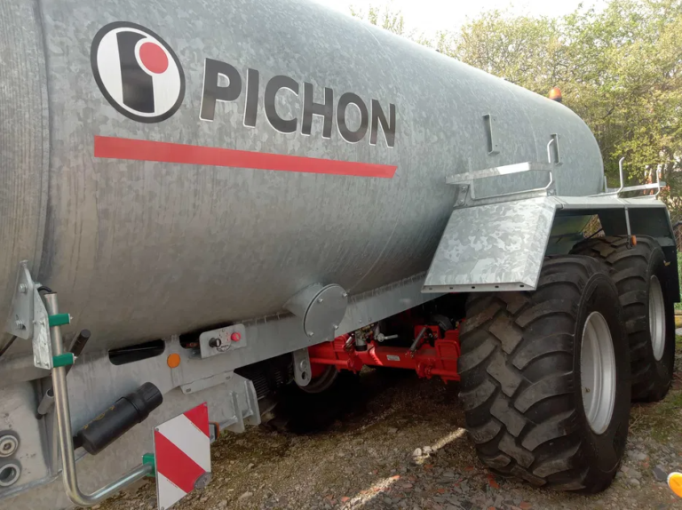 Wóz asenizacyjny Pichon TCI 14200