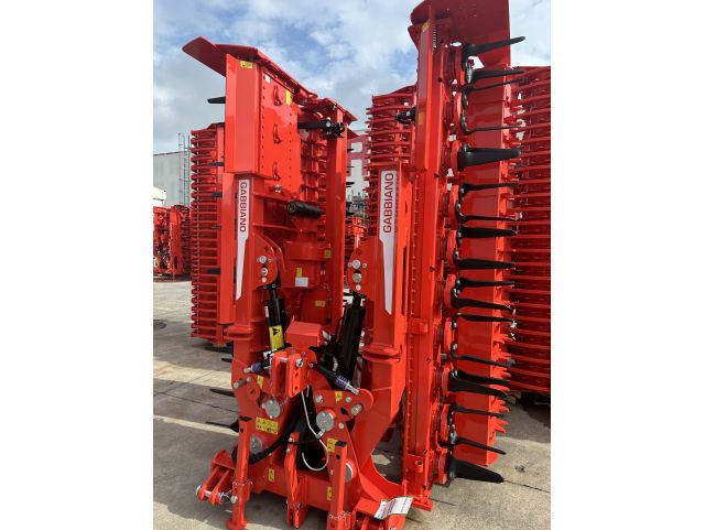 Brona aktywna hydraulicznie składana GABBIANO 5M RAPIDO